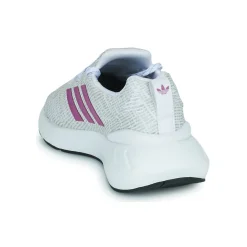 adidas Originals - SWIFT RUN 22 J