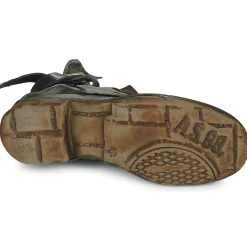 Airstep / A.S.98 - SAINT