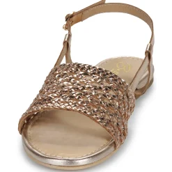 Betty London - ALISSA