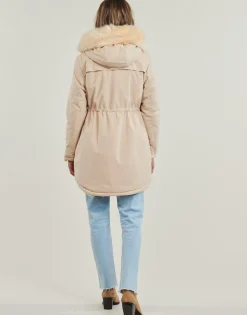 Betty London - AVINA