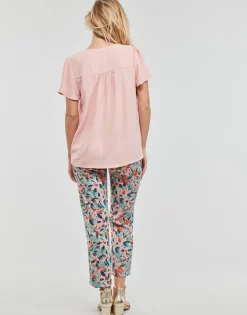 Betty London - BLOOME