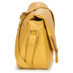 Betty London - EZIGALE