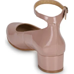 Betty London - HELEN