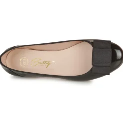 Betty London - Hélène