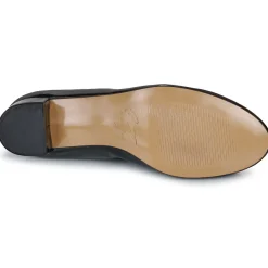 Betty London - Hélène