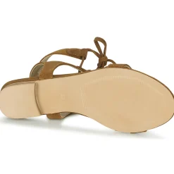 Betty London - IKARA