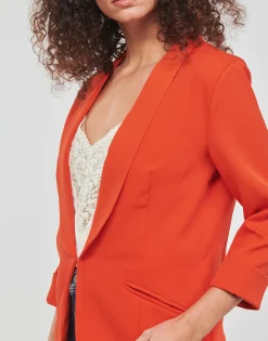 Betty London - IOUPA