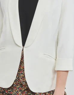 Betty London - IOUPA