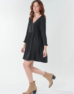 Betty London - JOELIE