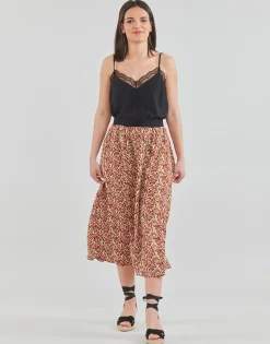 Betty London - JUDIE