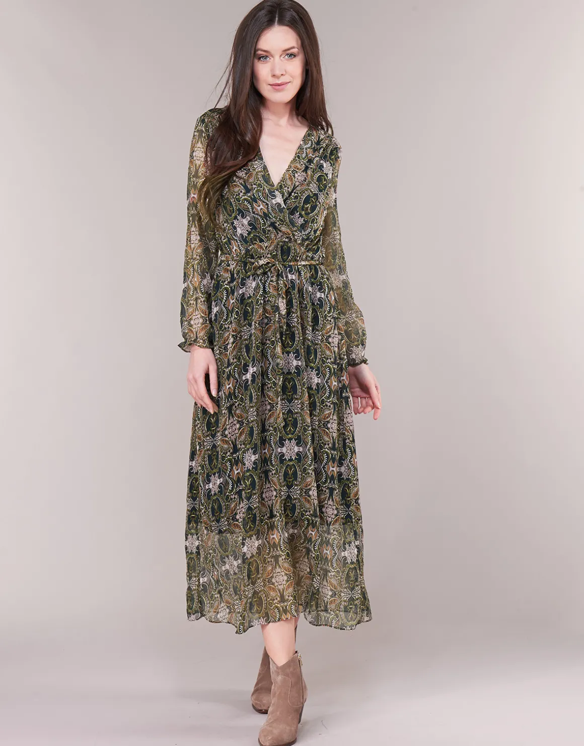 Betty London - LILIE-ROSE