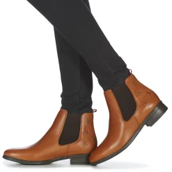 Betty London - LISELOTTE