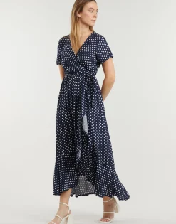 Betty London - LUCIA