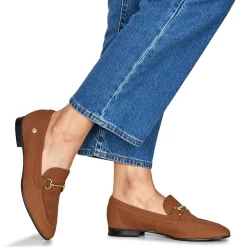 Betty London - MAENA