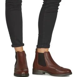 Betty London - NELLA