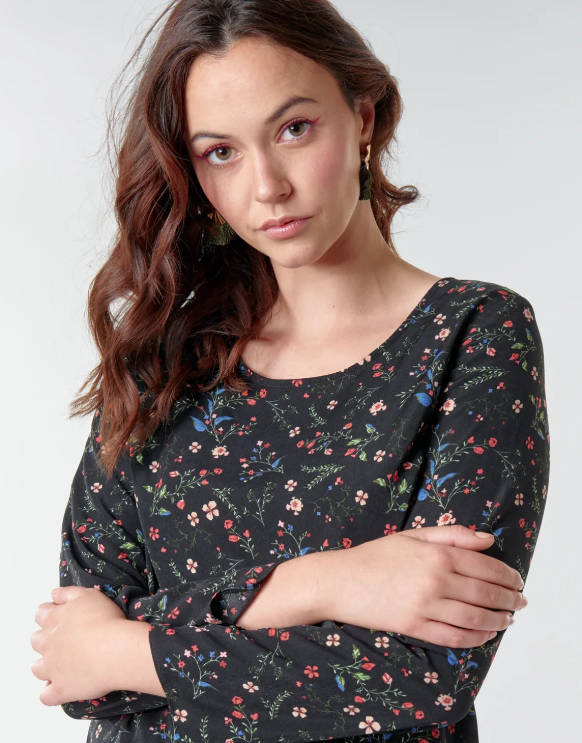 Betty London - NELLY