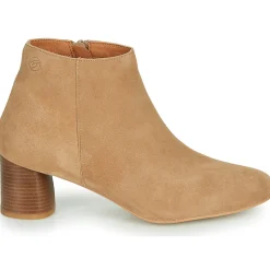 Betty London - NILOVE