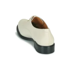 Betty London - OULENE