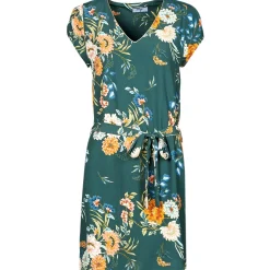 Betty London - OWAKA