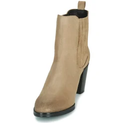 Betty London - PATIS