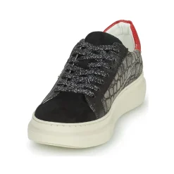 Betty London - PORMINE