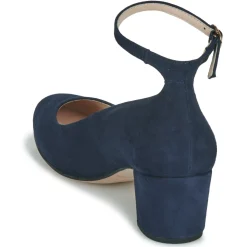 Betty London - PRISCA