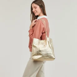 Betty London - SIMONE