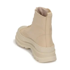 Betty London - VERONICA