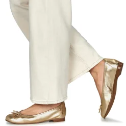 Betty London - VIOLETTE