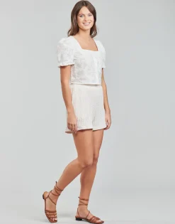 Betty London - VOILI