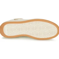 Betty London - YOANA