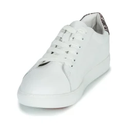 Bons baisers de Paname - SIMONE BISOUS