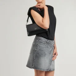 Calvin Klein Jeans - CK MUST CONV SHLDERBAG_CAVIAR