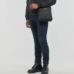 Calvin Klein Jeans - CK MUST T REPORTER