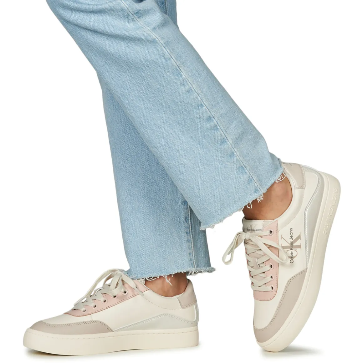 Calvin Klein Jeans - CLASSIC CUPSOLE LOW LACE LTH ML