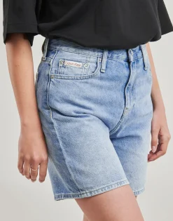 Calvin Klein Jeans - MOM SHORT
