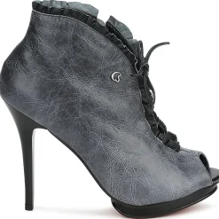 Carmen Steffens - 6002043001