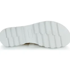 Casual Attitude - BELDOU