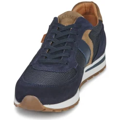 Casual Attitude - BILANI