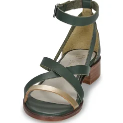 Casual Attitude - COUTIL