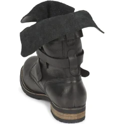 Casual Attitude - GRAVINE