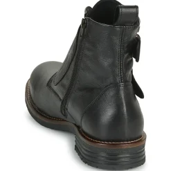 Casual Attitude - GUILO