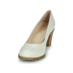 Casual Attitude - HARCHE