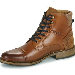 Casual Attitude - HOKES