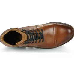 Casual Attitude - HOKES