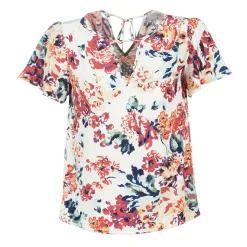 Casual Attitude - LAURIANA