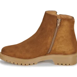 Casual Attitude - NALLINE