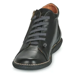 Casual Attitude - NELIO