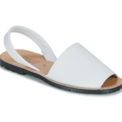 Casual Attitude - NEVADI