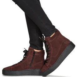 Casual Attitude - NOLWEN